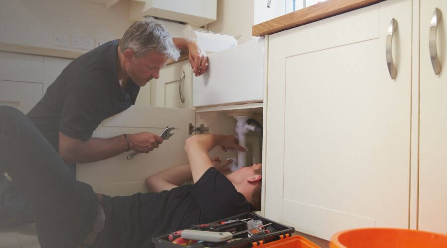 Professional burst pipe repair services in Cordova, NM